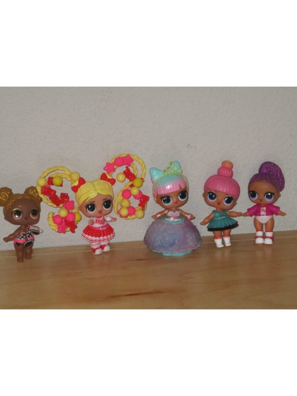 LOL Mini Sweet Surprise Dolls Lot of 5 Assorted Good Pre Owned Condition